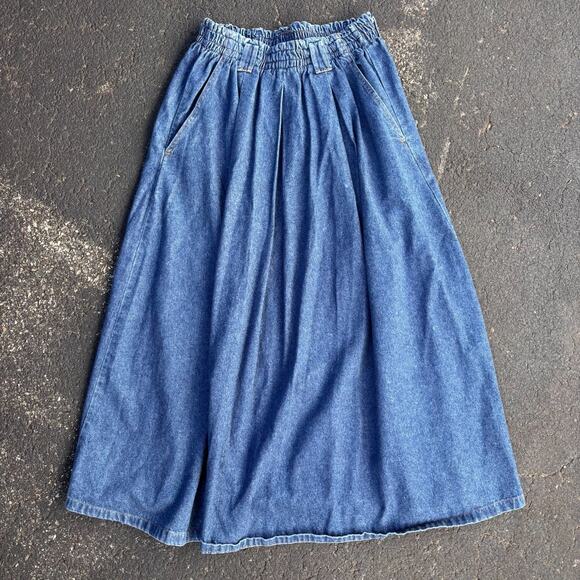 Essentials Sport Dresses & Skirts - Vintage Essentials Sport Blue Denim Skirt Long Belt Loops Pockets Size 10 USA